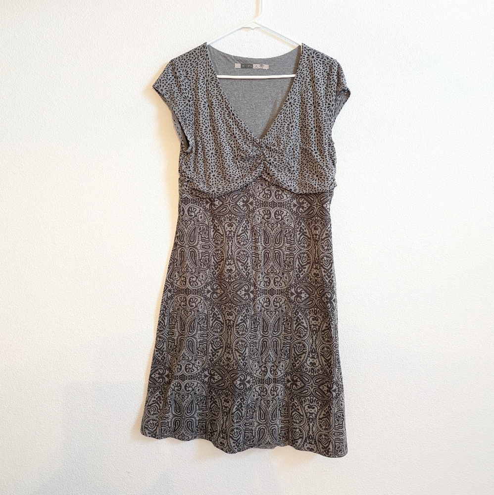 Athleta Gray Patterned Dress - image 4